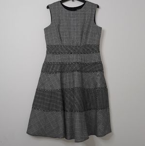 Taylor plaid Dress (NEW)